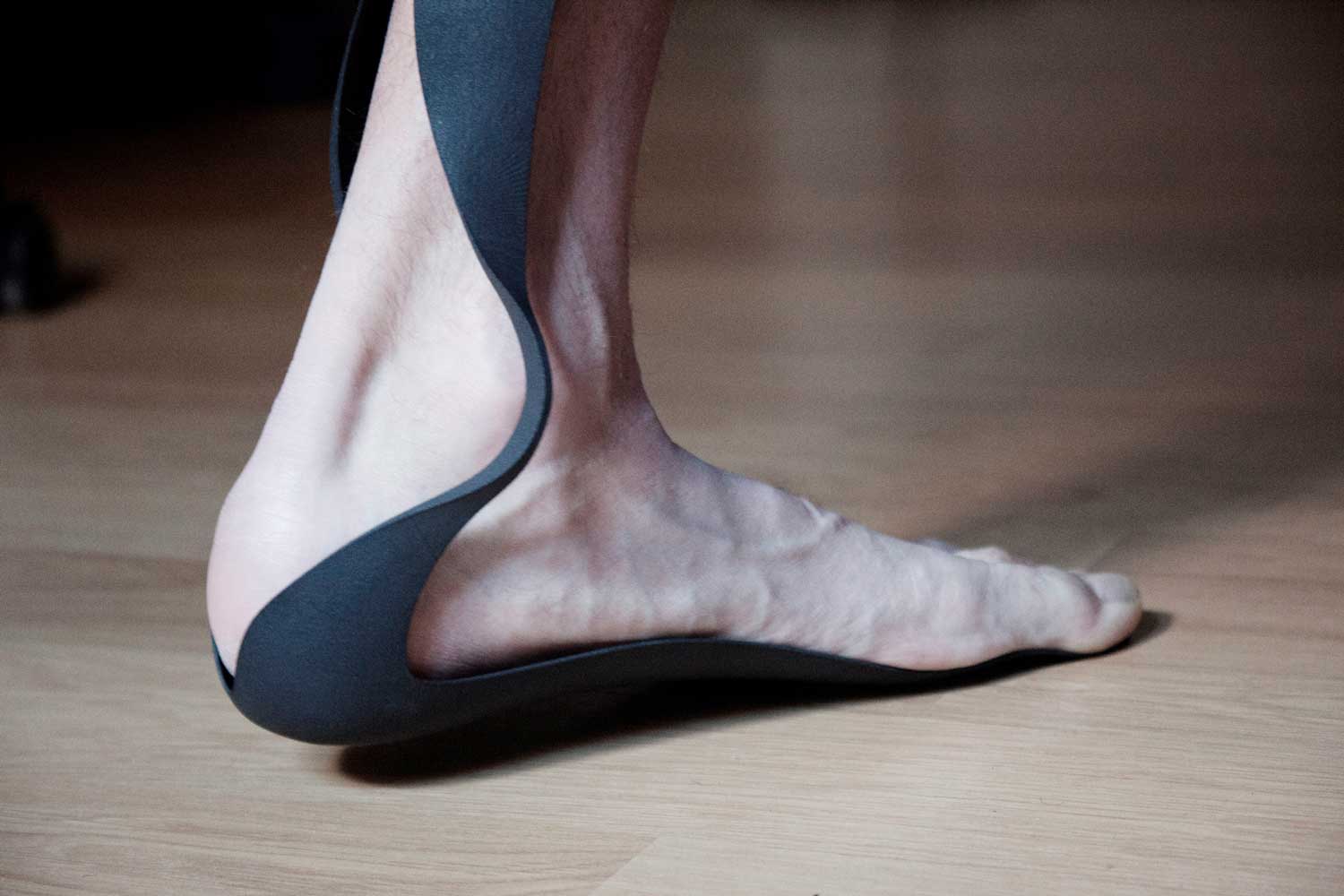 SuperPower Design 展会上使用 Windform GT 制成的 3D 打印矫形器